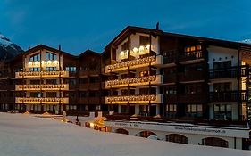 Hotel National - Matterhorn Views, Sunnegga Gateway & Spa  4*